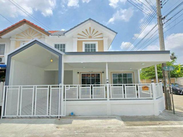หมู่บ้านพฤกษา41 ซอยกันตนา บางใหญ่ ทาวน์เฮาส์ 2 ชั้น หลังมุม