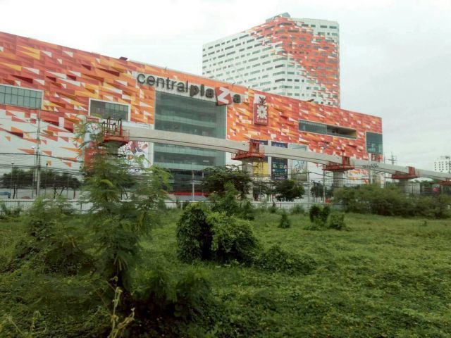 ขายที่ดิน 21ไร่ ตรว.ละ350000-ติดถนนเเจ้งวัฒนะ304.ข้างเซ็นทรัล อ.ปากเกล็ด จ.นนทบุรี เหมาะทำก้างสรรพสินค้า/สำนักงาน/คอนโด