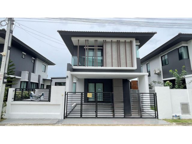 ขายบ้านแฝดโครงการ หมู่บ้าน เอ็นซี ออนกรีน ปาล์ม พาร์ค 1 (Nc on Green Palm Park ) ซอยลำลูกกา 71 ถนน.ลำลูกกา คลอง 5