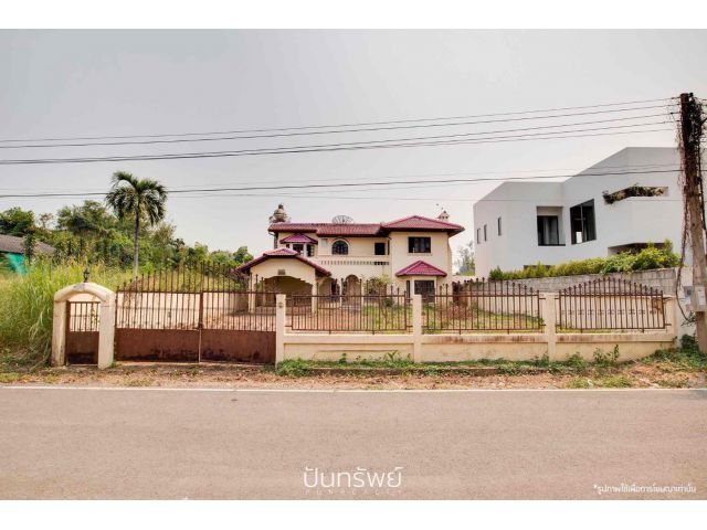 ขาย️ บ้านสองชั้น 198.6 ตร.ว. เหมาะสำหรับสายรีโนเวท ต.ป่าแดด อ.เมือง จ.เชียงใหม่