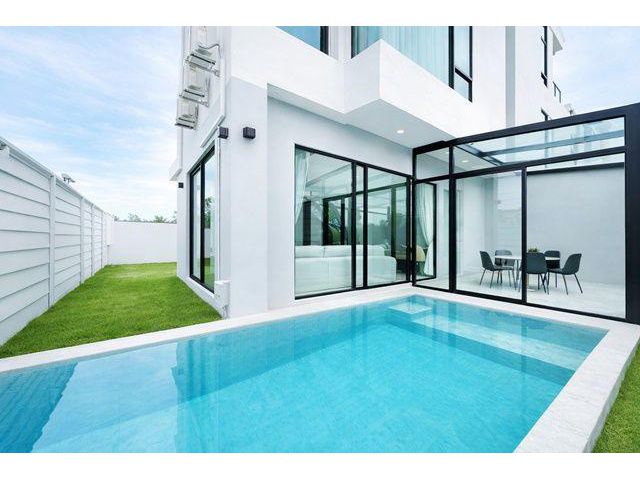 Pool Villa 3ชั้น ใกล้ ARL ลาดกระบัง 900ม. ฟังก์ชันครบครัน 3-4นอน 4 น้ำ อ่อนนุช สุขุมวิท77 60 ตร.วา. 240 ตร.ม ระดับพรีเมี