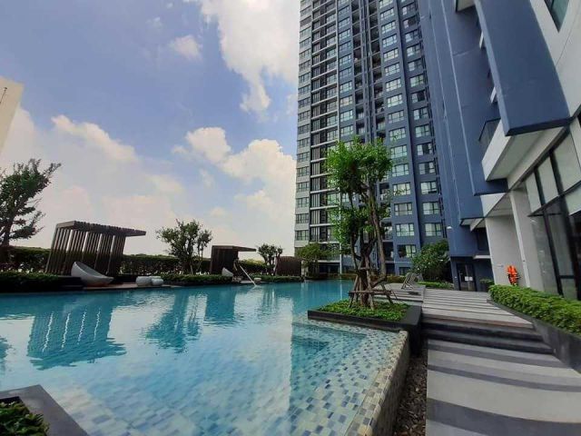 ให้เช่าคอนโด The Base พระราม 9 พร้อมเฟอร์ ห้องสวยน่าอยู่ ชั้น 9 **11,000/ด** (N.798)