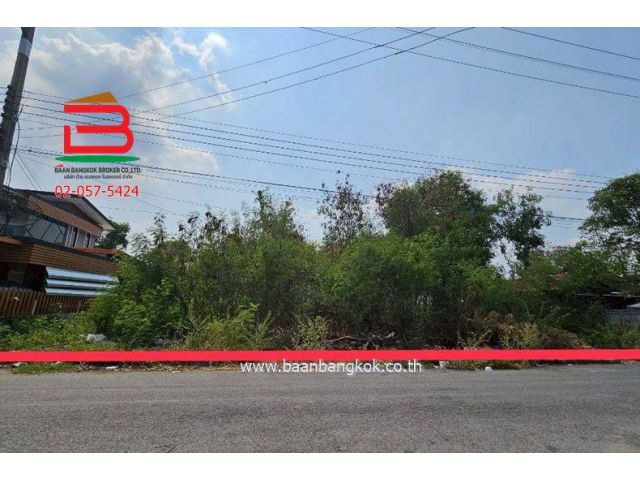 ที่ดินเปล่า หมู่บ้าน ร่มรื่นการ์เด้นวิลล์ 3 เนื้อที่ 144 ตรว. (ใกล้อบต.วังจุฬา) ถนนกาญจนาภิเษกฝั่งวงแหวนรอบนอก