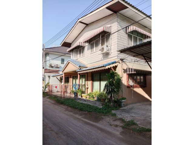 ขายบ้าน 2 ชั้นพร้อมที่ดิน 100 ตารางวา