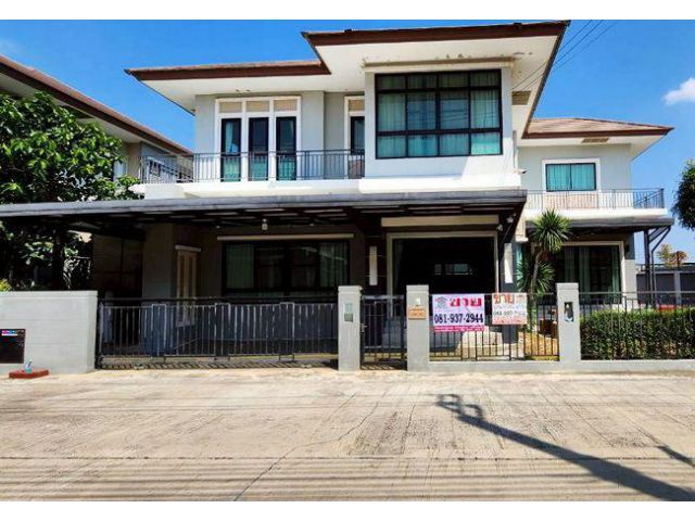 ขายบ้านเดี่ยว หมู่บ้านลัดดาวิลล์ 4 บ้านกล้วย-ไทรน้อย เนื้อที่ 101.4 ตร.ว. 2 ชั้น 4 นอน 5 น้ำ