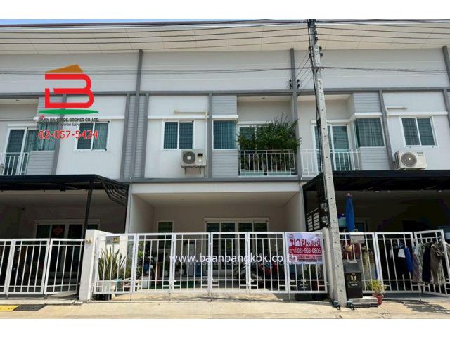 ทาวน์โฮม หมู่บ้าน เดอะ มิราเคิล กาญจนาภิเษก-เอกชัย เนื้อที่ 22.1 ตรว. ใกล้โรงเรียนสารสาสน์วิเทศน์เอกชัย อ.เมืองสมุทรสาคร