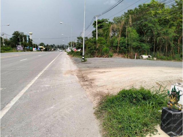 CP01ขายหรือให้เช่าที่ดินเปล่าเขาใหญ่ 3 งาน 94 ตรว ติดถนนใหญ่ ถมแล้ว