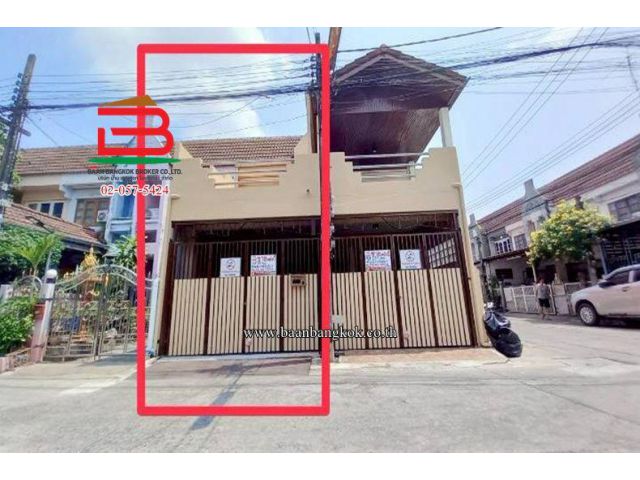 ทาวน์เฮ้าส์ ดวงกมล เนื้อที่ 18 ตรว. ถนนพระยาสุเรนทร์ แขวงบางชัน เขตคลองสามวา