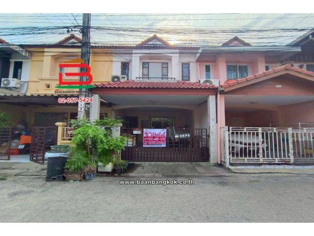 ทาวน์เฮาส์ 2 ชั้น เนื้อที่ 18.8 ตร.ว. หมู่บ้านเค.ซี. รามอินทรา 4 : K.C. Ramintra 4 (ซอยหทัยราษฎร์ 39) เขตคลองสามวา