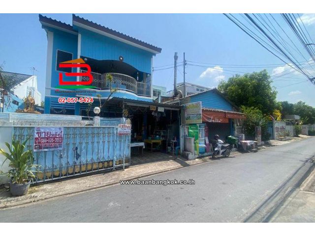 บ้านเดี่ยว 2 ชั้น เนื้อที่ 52 ตร.ว. ซอยนาคนิวาส 49 (ใกล้เซ็นทรัลอีสต์วิลล์) แขวงลาดพร้าว เขตลาดพร้าว