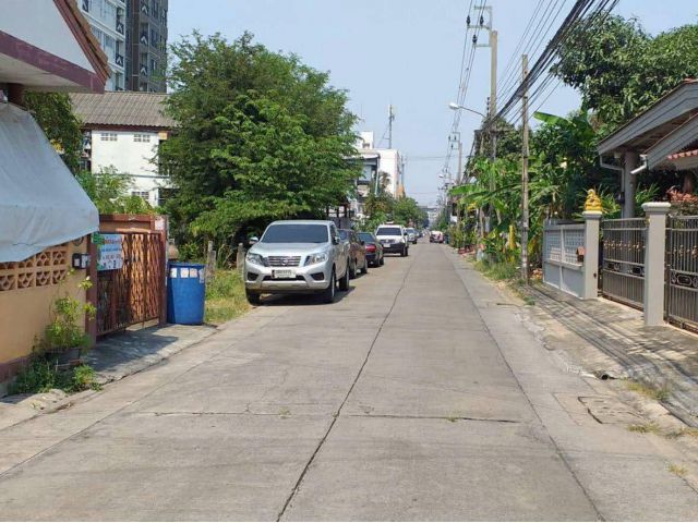 ขายที่ดินเปล่าถมแล้ว 40 ตรว. แปลงหัวมุม ซอยรามคำแหง186/1 ใกล้สถานีรถไฟฟ้าเคหะรามคำแหง เขตมีนบุรี กรุงเทพๆ