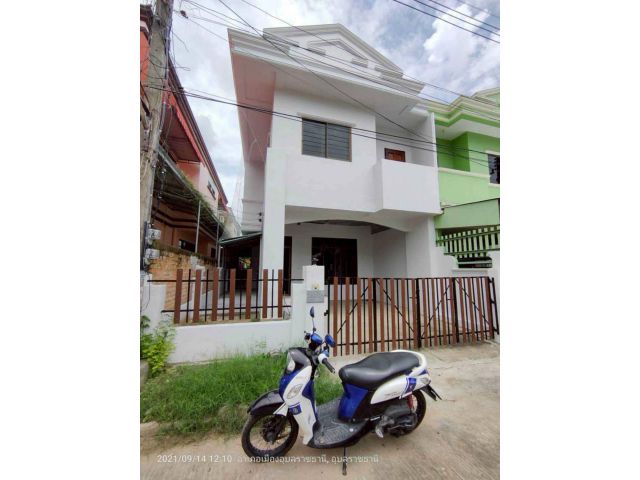 ขายทาวน์เฮ้าส์ 2 ชั้น รีโนเวทใหม่ บ้านนาเมือง-อุบลฯ