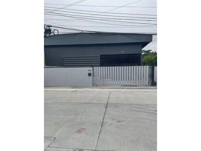 #ให้เช่าโกดังย่านสะพานสูงใกล้สุวรรณภูมิและนิคมลาดกระบัง พื้นที่รวม 560 ตรม.