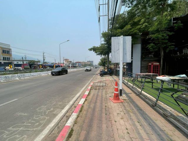 ขาย / ให้เช่า อาคารทาวน์โฮม 3 คูหาหัวมุม ทำเลทอง มช. – นิมมาน เชียงใหม่ (ช้างเผือก)