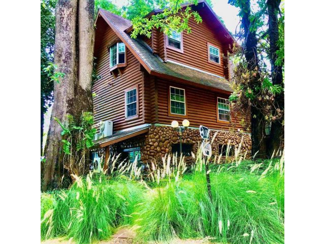 Boutique hotel and resort for sale at a very special price. Can be converted into a private residence, ready to move in,