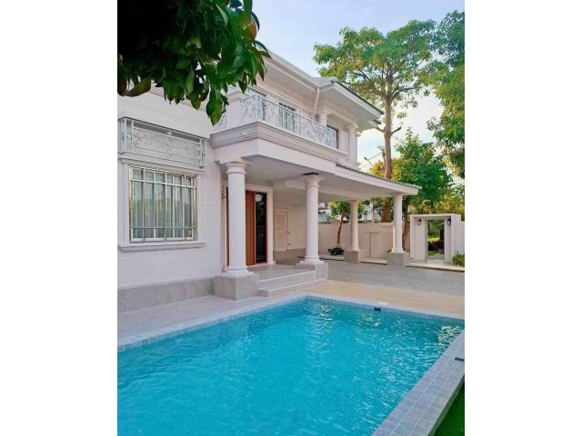 H1126 ขายบ้านหรู Modern Classic พร้อมสระส่วนตัว – พัทยาเหนือ 4 ห้องนอน