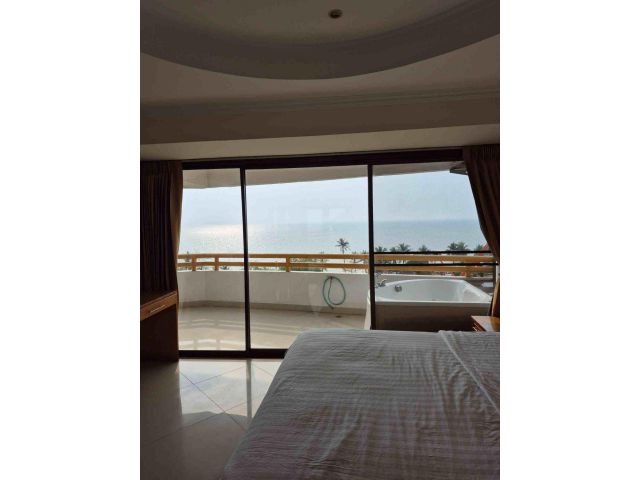C1373 ให้เช่า Sunshine Beach Condotel นาจอมเทียน ติดทะเล วิวสวย 2 ห้องนอน