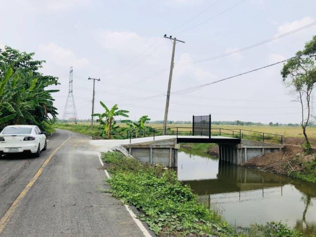 ขายที่ดินหนองจอก ถนนมิตรไมตรี6  ที่สวยติดถนนลาดยาง มีสะพานข้ามคลอง