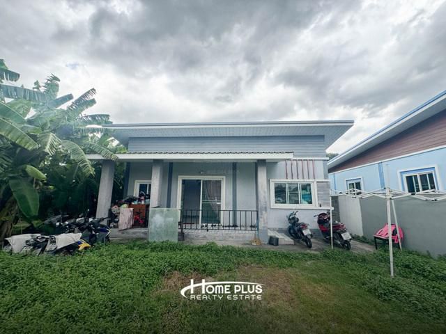 ที่ดินพร้อมบ้านเดี่ยวชั้นเดียว หมู่บ้านชุมชนนิเวศน์ชาวฟ้า เนื้อที่ 105 ตารางวา