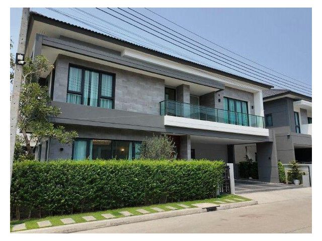 ขายหรือให้เช่าบ้านเดี่ยวหรูย่านบางนา โครงการ The City Bangna 4 ห้องนอน 5 ห้องน้ำ พร้อมเข้าอยู่ได้เลย