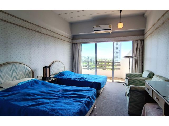 1 beach condo for sale - Foreign ownersip
