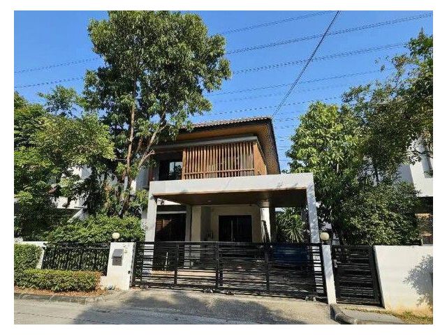 ขายหรือให้เช่าบ้านเดี่ยว โครงการอารียาโคโม่ พรีโม่ บางนา-วงแหวน 4 ห้องนอน 3 ห้องน้ำ จอดรถ 2 คัน