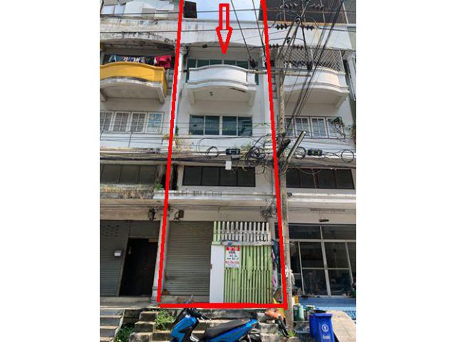 ขายอาคารพาณิชย์ ซ.ร่มเกล้า 16 ขนาด 16 ตร.วา (3.5 ชั้น) เหมาะค้าขาย เปิดร้านอาหาร
