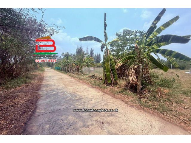 ที่ดินเปล่า เนื้อที่ 189 ตร.ว. อยู่ใกล้กับถนนมิตรภาพ (อยู่ฝั่งตรงข้ามกับปั้ม ปตท.สำราญ) อำเภอเมืองขอนแก่น ขอนแก่น