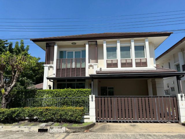 N186 ขายบ้านเดี่ยว 2 ชั้น หมู่บ้าน เดอะ เซนโทร อ่อนนุช-วงแหวน The Centro Onnut Wongwaen บ้านพร้อมเฟอร์ มีพื้นที่ข้างบ้า