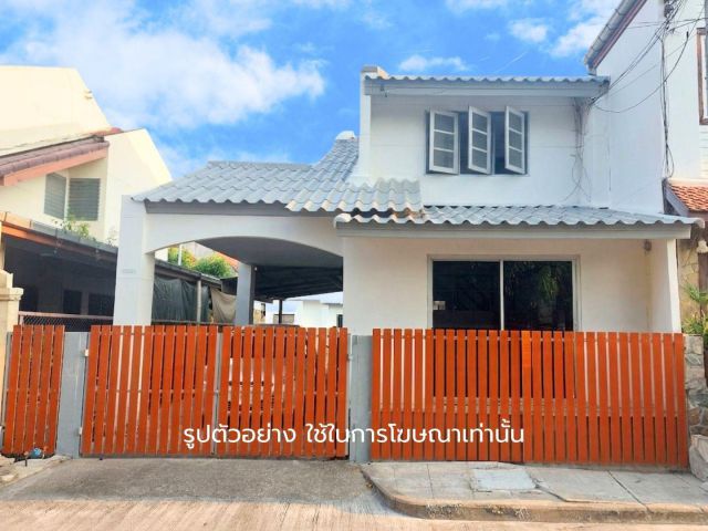 ทำเลทองของคนทำงาน! บ้านใกล้รถไฟฟ้า & ทางด่วน "หมู่บ้านลานทอง" เดินทางง่าย ชีวิตลงตัว จะไปทำงานที่ไหนก็สะดวก! ขายบ้านแฝด ม.ลานทอง (ติวานนท์-ปากเกร็ด