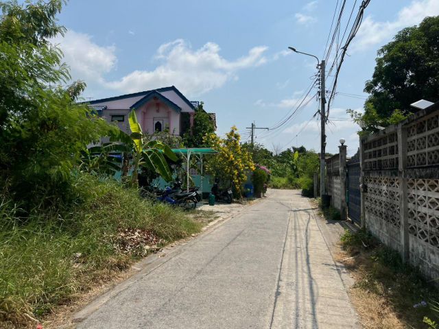 ขายที่ดิน 188 วา ถนนเพชรเกษม ใกล้เดอะมอลล์บางแค