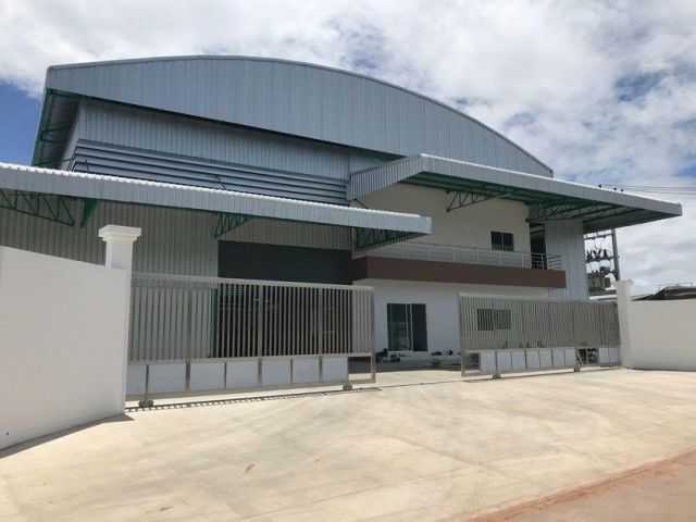 #ให้เช่าโรงงานใหม่ อำเภอเมือง จ.สมุทรสาคร ขนาด 1600 ตารางเมตร พื้นที่ใช้สอย 1000 ตารางเมตร ออฟฟิตสองชั้น 120 ตารางเมตร