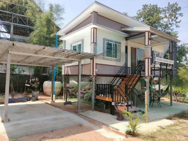 ขายด่วน! บ้านพร้อมที่ดินผืนสวย + แถมรถยนต์ ทำเลทองใกล้ "อ่างเก็บน้ำซับประดู่" อ.สีคิ้ว จ.นครราชสีมา