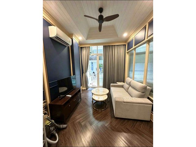 C1387 ปล่อยเช่า / ขาย GRAND FLORIDA Pattaya – สระว่ายน้ำส่วนตัว (Private Pool)