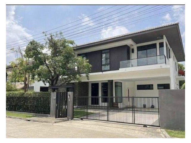 ให้เช่าบ้านโครงการมัณฑนา ศรีนครินทร์ – บางนา พื้นที่ 238 ตรม.4 ห้องนอน 4 ห้องน้ำ ตกแต่งพร้อมเข้าอยู่