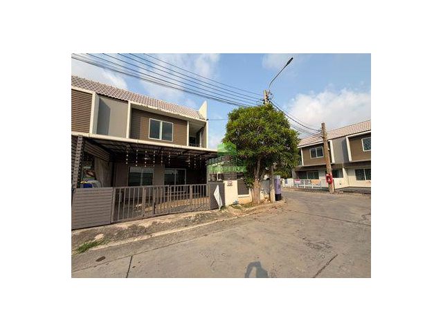 ขายทาวน์โฮม หมู่บ้าน อารียา เดอะ คัลเลอร์ เฟส 3 บางกรวย - ไทรน้อย เนื้อที่ 34 ตร.ว แปลงมุม ทำเลดี