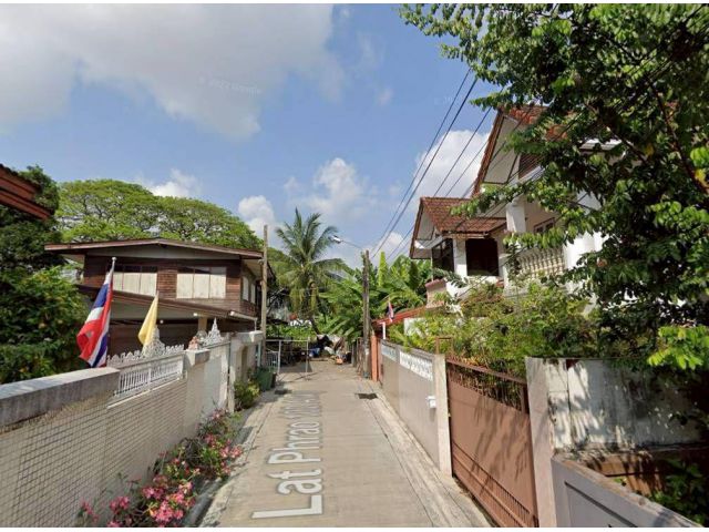 311AGFF ขาย] ที่ดินแปลงใหญ่ 619 ตร.ว. ลาดพร้าว 102