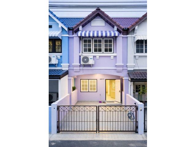 ลาดพร้าว 101 ทาวน์เฮาส์รีโนเวทใหม่ 2ชั้น 3นอน แยกโพธิ์แก้ว 900ม. รพ.สิรินาถ บึงกุ่ม 800 ม.2น้ำ 19ตร.วา. 152ตร.ม.
