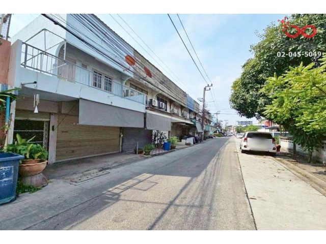 ขายทาวน์เฮาส์ 2 ชั้น 23 ตร.ว. ลาดพร้าว 47-โชคชัย4 ใกล้ MRT เพียง 700 เมตร