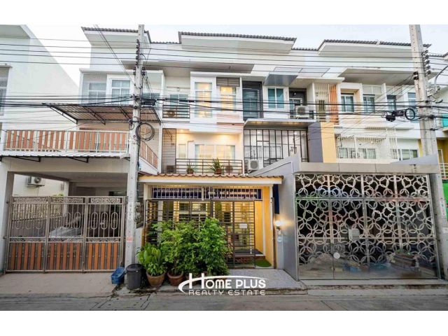 ขายทาวน์โฮม 3 ชั้น บ้านบุษรา เพชรเกษม 81 ทำเลถนนมาเจริญ