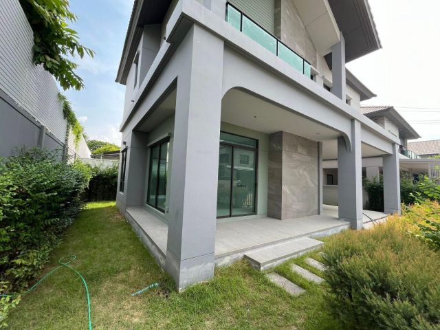 ขายบ้านเดี่ยว 2 ชั้น บางกอก บูเลอวาร์ด พระราม 5 หลังมุม ใกล้โรงเรียนนานาชาติเด่นหล้า พระราม 5 นครอินทร์ รายละเอียดบ