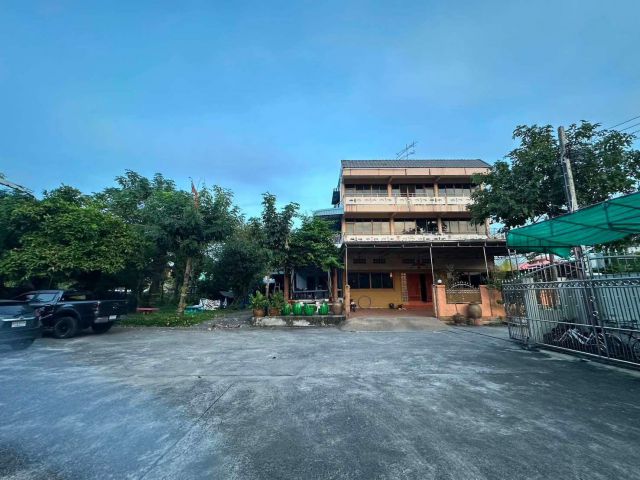 ขายที่ดินพร้อมสิ่งปลูกสร้าง 324 ตร.ว.ซ.บางบอน58 ถ.บางบอน5 แขวงบางบอน เขตบางขุนเทียน กรุงเทพ