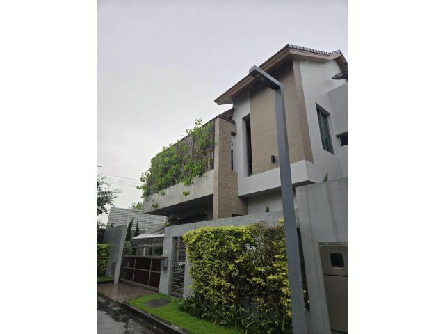 ขายบ้านเดี่ยว 2 ชั้น Private Nirvana Residence North พร้อมอยู่ ใกล้ Central EastVille