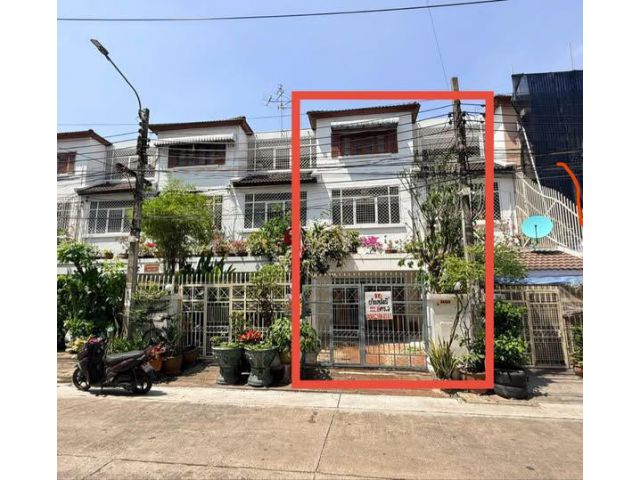 ขายบ้านทาวน์โฮม 3 ชั้น ซอยลาดพร้าว 48