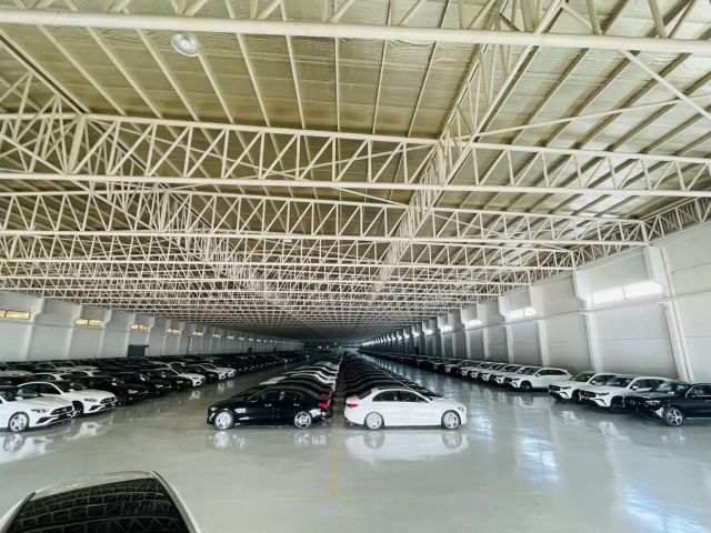 ให้เช่าโกดัง 17,600 ตรม. เทพารักษ์ ใกล้บางนา-ตราด สมุทรปราการ พื้น Epoxy พร้อม Dock Leveler 165บาท/ตรม.