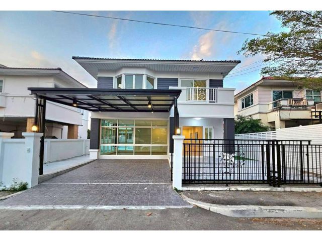 หมู่บ้านมณีรินทร์เลคแอนพาร์คราชพฤกษ์-ติวานนท์ ถนน345  บางคูวัด ปทุมธานี บ้านเดี่ยว2 ชั้น