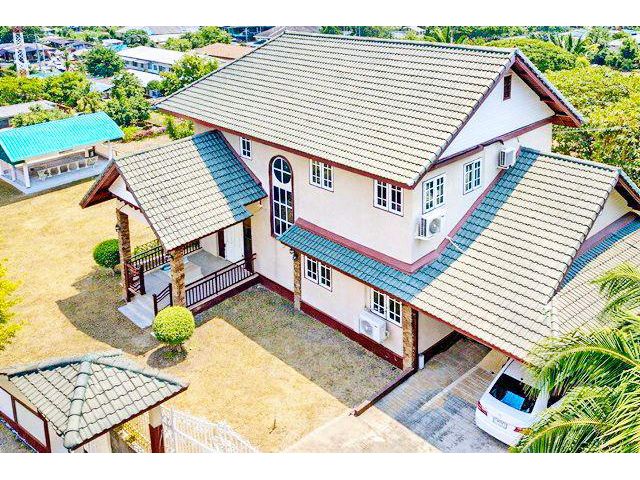 Golden Golf บ้านเดี่ยวหรู 2 ชั้น 4นอน 4น้ำ ตรงข้าม ศาลจังหวัดระยอง รร.อัสสัมชัญระยอง 1 กม. รร.เซนต์โยเซฟระยอง เนื้อที่ 1