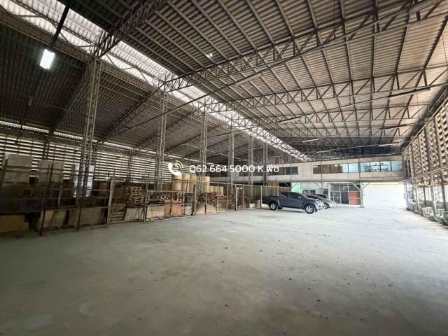 ให้เช่า️โกดังพร้อมสำนักงาน 500-2,000 ตร.ม.  เพชรเกษม หนองแขม พุทธมณฑล