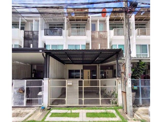ให้เช่าทาวโฮม3ชั้น โครงการบ้านใหม่ พระราม 9- ศรีนครินทร์กรุงเทพกรีฑา ซอย 7ใกล้เดอะมอลล์บางกะปิ ย่าน กรุงเทพกรีฑา หัวหมาก