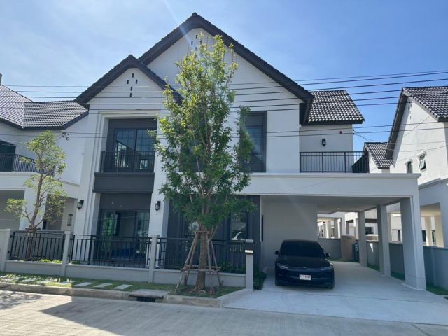 ขาย/เช่า บ้านเดี่ยว โครงการ เซนโทรบางนา